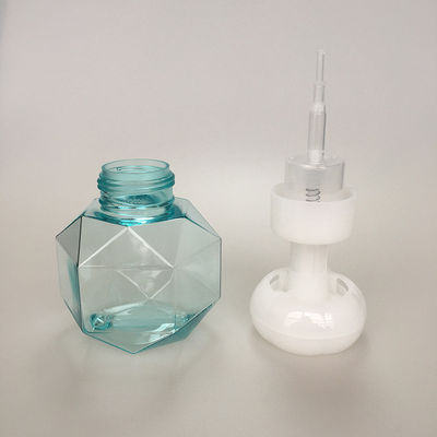 Ekran baskı köpük pompa şişesi İpek baskı logo seçenekleri ile deri bakımı ürünleri için uygun ve şık ambalaj sağlar