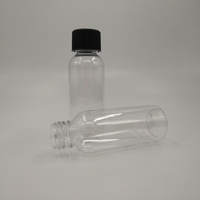 Özel etiket panelleri ve baskıları olan açık plastik vida üst şişeler