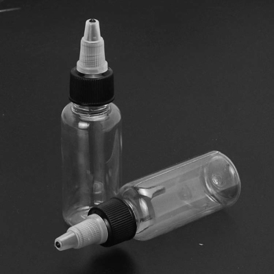 Özel yapılmış plastik vida üstü sıvı şişeler uygulayıcılarla
