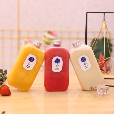 Sızdırmaz plastik içecek şişeleri kapaklarında vida ile