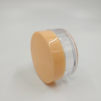 Özel bir kozmetik plastik tutucu, reklam için mükemmel.