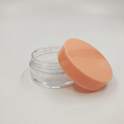Özel bir kozmetik plastik tutucu, reklam için mükemmel.