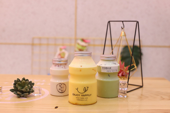 Sızdırmaz Plastik Süt Çay Şişeleri Kapağındaki vida ile Dayanıklı BPA Serbest Malzeme