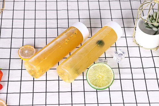 Orta Boy İşletmelerde Etkili Bir Şekilde Bubble Tea Servisi Yapın Şeffaf Sürahiler Vidalı Kapak