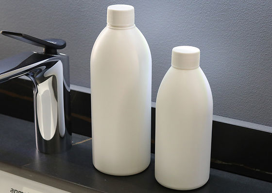 Saklama için Güvenli, Kullanışlı Plastik Vidalı Kapaklı Kaplar