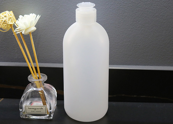 BPA Lateks İçermeyen PE Plastik Vidalı Kapaklı Şişeler 70 * 167mm